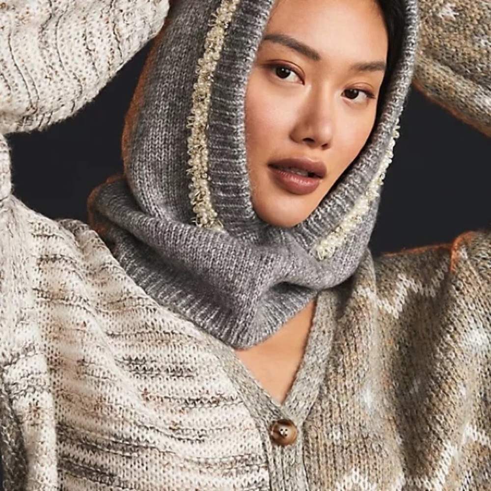 NWT Anthropologie Embellished Knit Hood - Picture 4 of 4